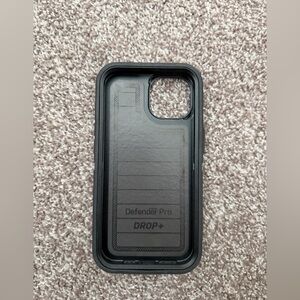 iPhone 15 OtterBox Defender Pro Drop+ Black Phone Case